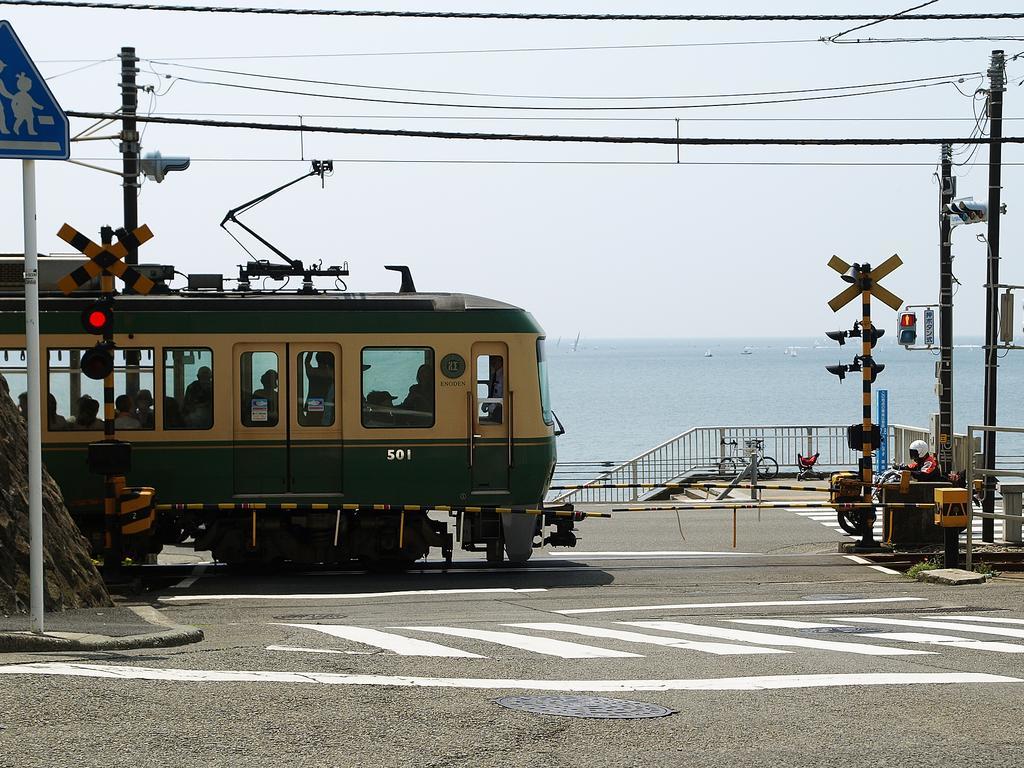 Enoshima Guest House 134 Fujisawa Bagian luar foto