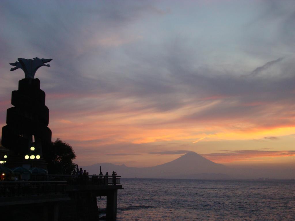 Enoshima Guest House 134 Fujisawa Bagian luar foto
